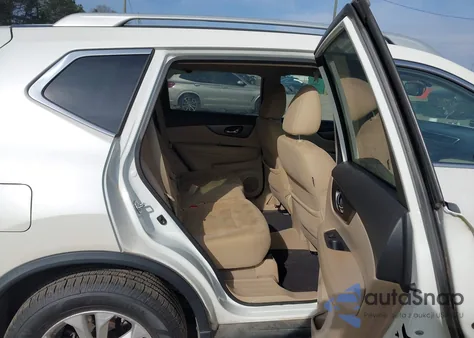 2015 Nissan Rogue Sv z USA, uszkodzony, nr VIN 5N1AT2MT0FC781648